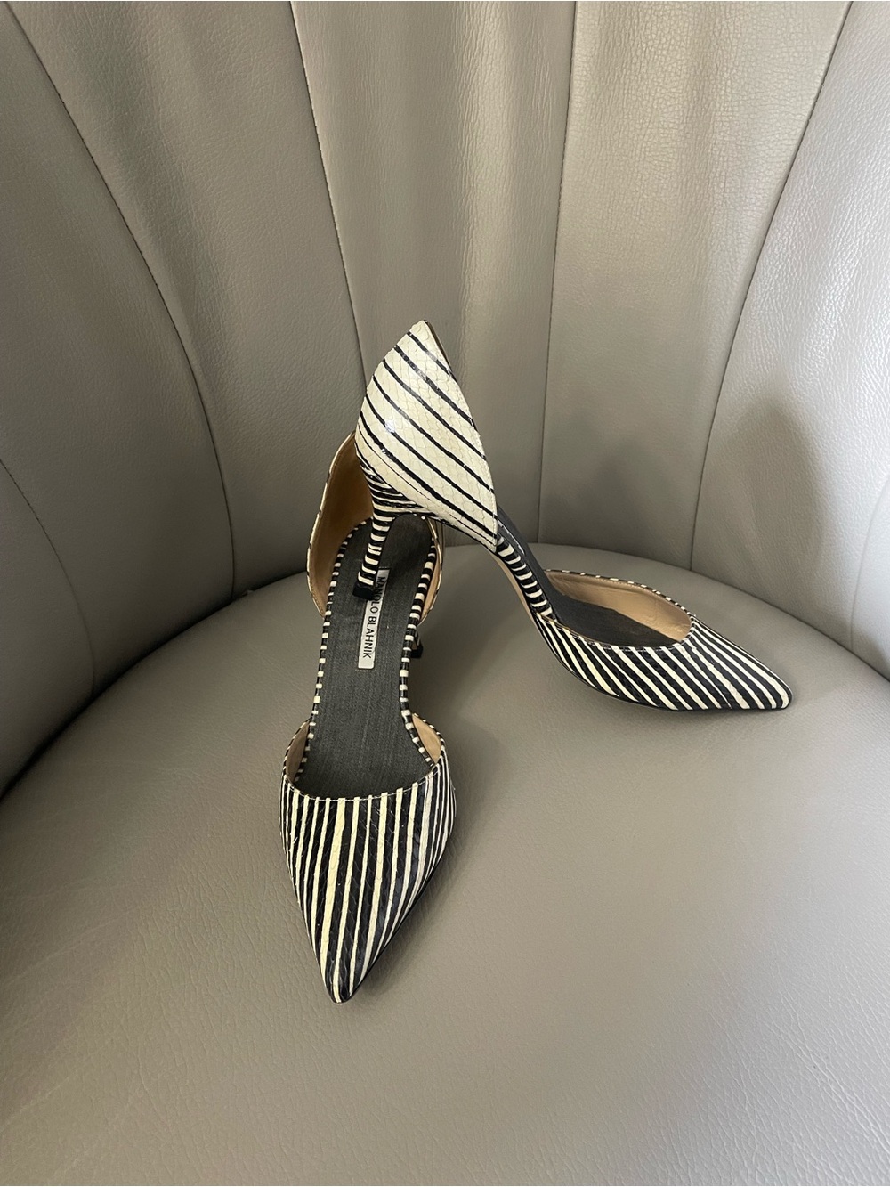 Manolo Blahnik Black/White Leather Textured Snake Pumps